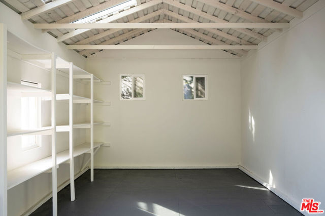 1741 Golden Gate Avenue, Los Angeles CA: https://media.crmls.org/mediaz/2c22d914-d50b-437d-857a-bdd520472a5e.jpg