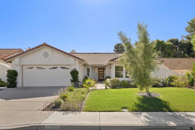 1458 Clark Court, Vista CA: https://media.crmls.org/mediaz/2c22ee8d-249a-47fe-872a-52af116f44ea.jpg