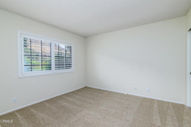 Detail Gallery Image 15 of 27 For 6452 Lada Ave, Camarillo,  CA 93012 - 2 Beds | 2 Baths