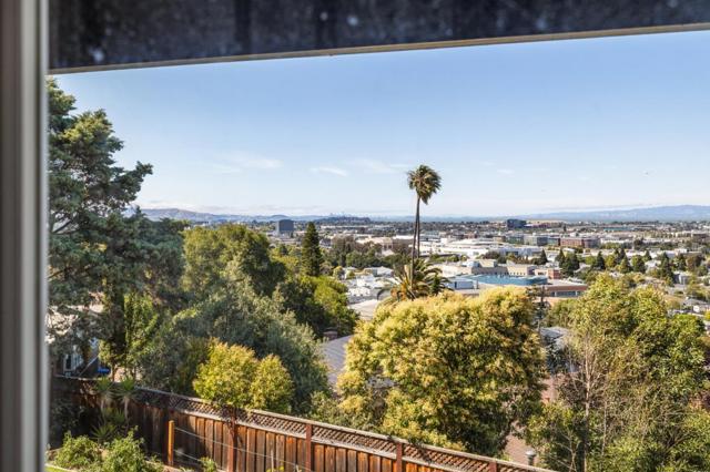254 41st Avenue, San Mateo CA: https://media.crmls.org/mediaz/2c235105-365c-4583-a570-ac1f0d927141.jpg
