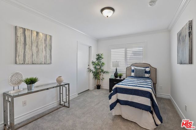 123 S Clark Drive, West Hollywood CA: https://media.crmls.org/mediaz/2c243f03-56bb-4508-8ee7-29d5fe13d377.jpg