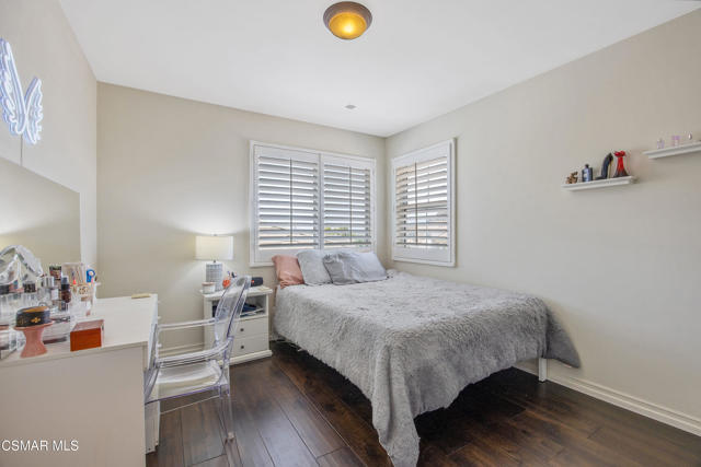 943 Paseo Barona, Camarillo CA: https://media.crmls.org/mediaz/2c2484fb-9267-4157-9b05-f519ac82e842.jpg