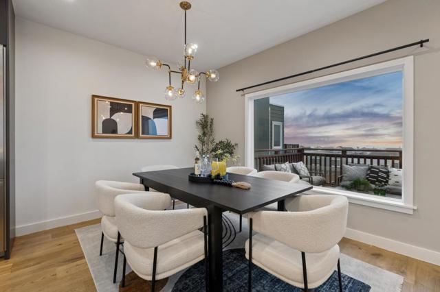 2271 40th Avenue, San Francisco CA: https://media.crmls.org/mediaz/2c250538-2c8e-4601-a42d-c9cae47c985a.jpg