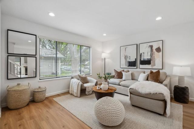 4922 Pony Pass Circle, San Jose CA: https://media.crmls.org/mediaz/2c25aa2d-d7fa-49f9-b385-9a51b7fd5639.jpg