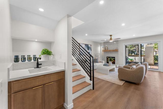 16048 Via Viajera, Rancho Santa Fe CA: https://media.crmls.org/mediaz/2c26eb7e-dc69-4fab-b734-eea774dcf16f.jpg