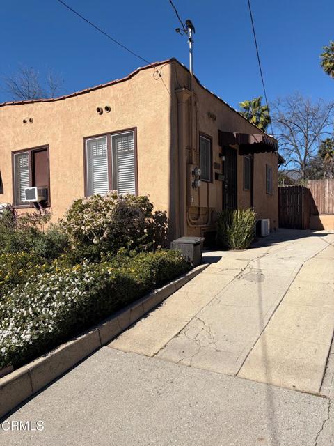 Detail Gallery Image 2 of 14 For 1107 E Howard St, Pasadena,  CA 91104 - 2 Beds | 1 Baths