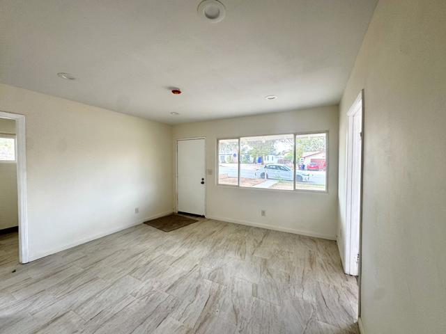 7421 Bannock Trail, Yucca Valley CA: https://media.crmls.org/mediaz/2c288caf-e7a0-4bad-b2a0-b8289a3e1e53.jpg