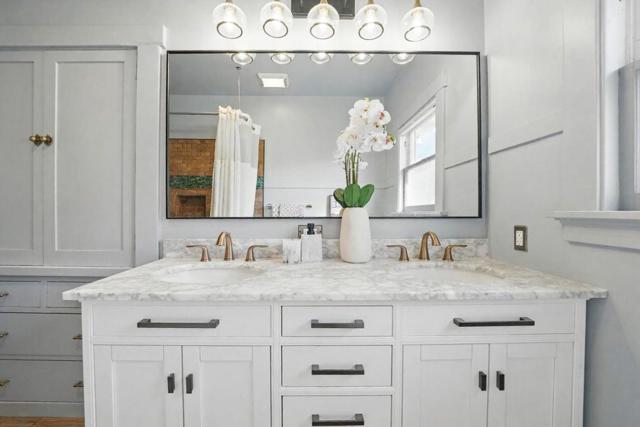 467 N 13th Street, San Jose CA: https://media.crmls.org/mediaz/2c29fc3c-814a-40c2-ad03-3086063a0b46.jpg