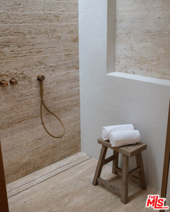 MLS #25572987 img 33