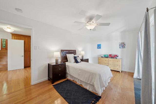 1619 Sunset Ridge Road, Los Gatos CA: https://media.crmls.org/mediaz/2c2a89e7-1bb1-4e3b-862a-f695c0cd902a.jpg