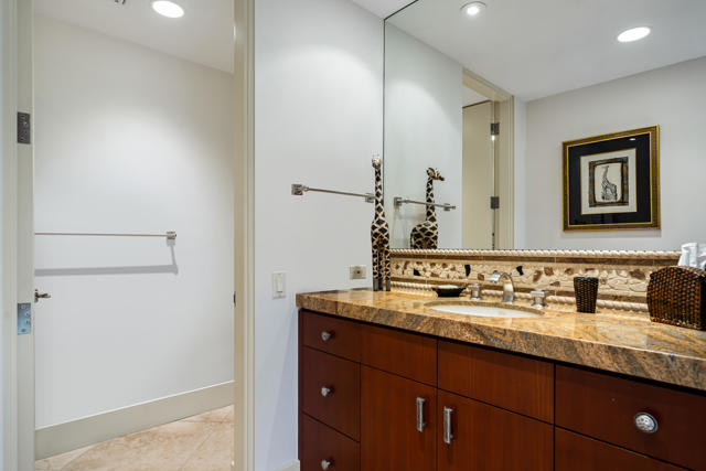 950 Andreas Canyon Drive, Palm Desert CA: https://media.crmls.org/mediaz/2c2b10cf-b481-483c-a967-cc0c79ec167f.jpg