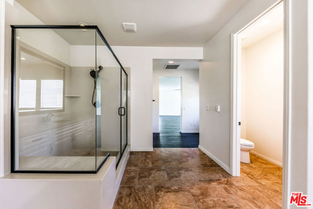 22379 Driftwood Court, Santa Clarita CA: https://media.crmls.org/mediaz/2c2b3f33-a02d-4346-9406-2022f219d490.jpg