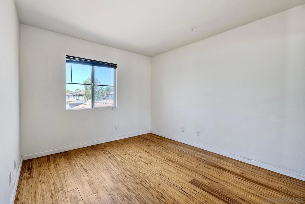 MLS #250036045SD img 28