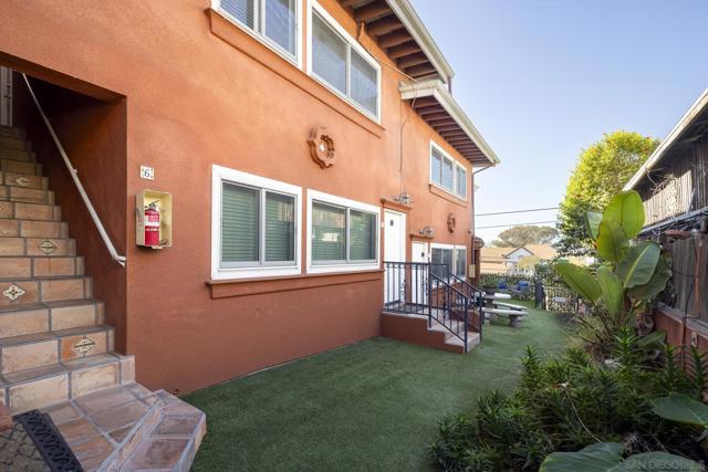 Image 4 of 48 For 2055 Albatross St