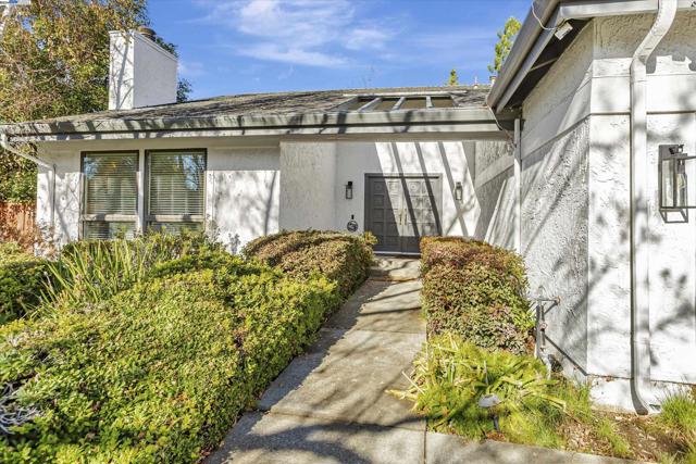 Image 1 of 31 For 3512 Whitehaven Dr