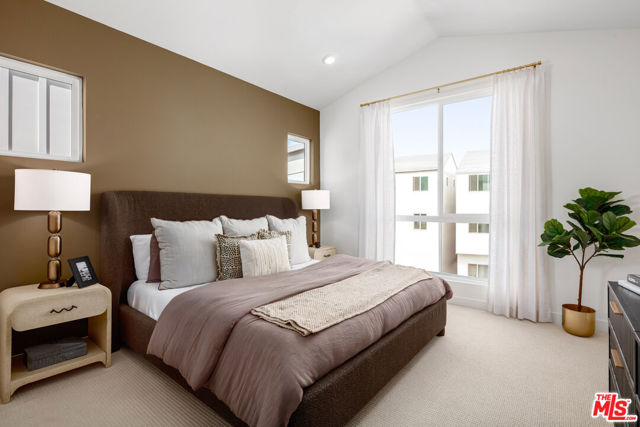 1666 Coral Sea Lane, Los Angeles CA: https://media.crmls.org/mediaz/2c2d1127-0012-470e-9fcd-ea3653f3d10d.jpg