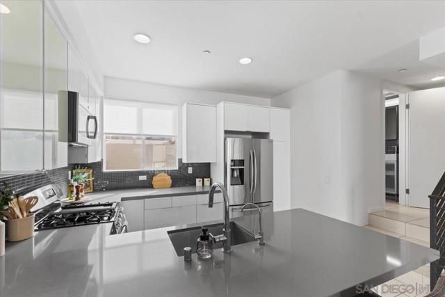 4177 Voltaire, San Diego CA: https://media.crmls.org/mediaz/2c2d546a-583a-45f0-8e93-71bac306fbbc.jpg