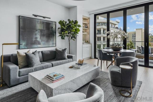 2604 5TH AVENUE, San Diego CA: https://media.crmls.org/mediaz/2c2da0f9-d55c-4d24-8aaa-d46d9e4ad1a3.jpg