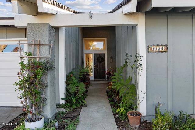 3348 Holloway Street, Newbury Park CA: https://media.crmls.org/mediaz/2c2dedb5-ea09-4577-9260-d0f4970346f6.jpg