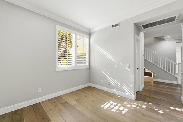 6467 Alexandri Cir, Carlsbad CA: https://media.crmls.org/mediaz/2c307590-46bf-4006-8a96-094f376cff53.jpg