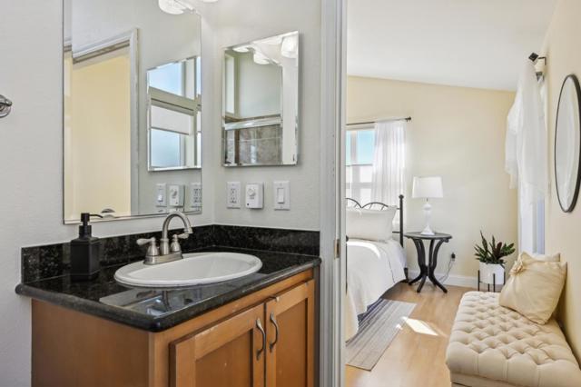 611 Poplar Street, Half Moon Bay CA: https://media.crmls.org/mediaz/2c326035-aec0-468c-bf91-f55aaefc4292.jpg
