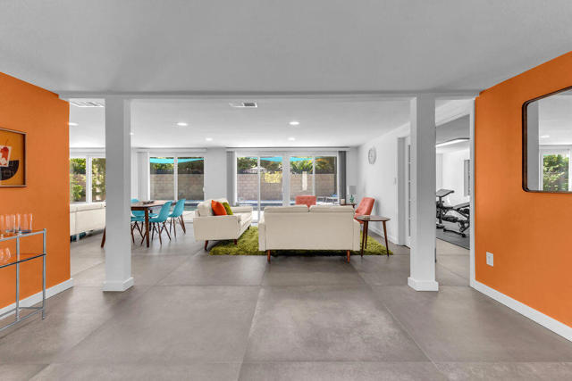 1075 E Sunny Dunes Road, Palm Springs, CA 92264