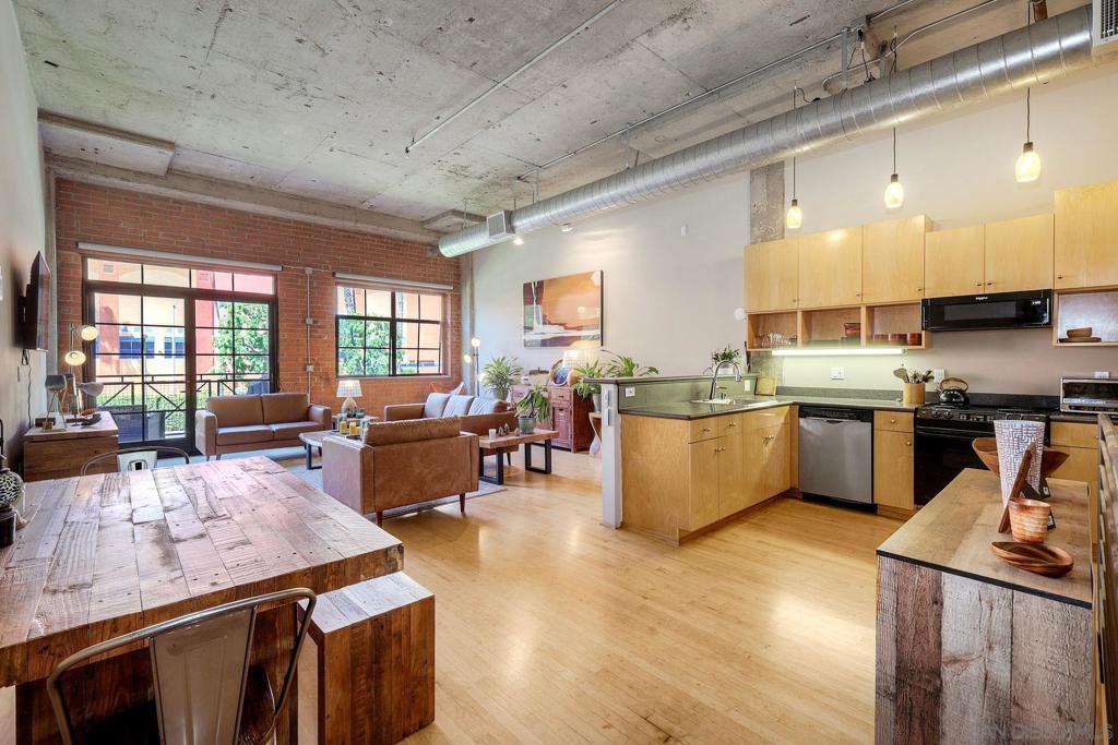 3940 7th Ave - photo 2