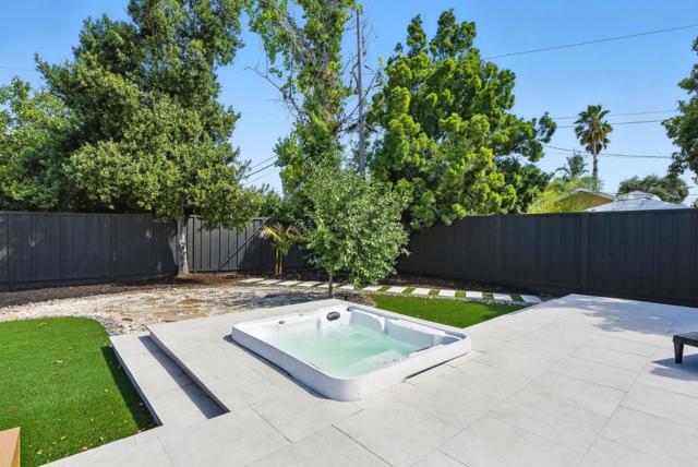 2924 Vivian Lane, San Jose CA: https://media.crmls.org/mediaz/2c33f41b-edc6-46b3-88fb-4612edaaf99b.jpg