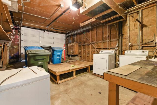 46 Hilltop Drive, San Carlos CA: https://media.crmls.org/mediaz/2c35ea94-0af4-4385-a0a6-c0d873def18f.jpg
