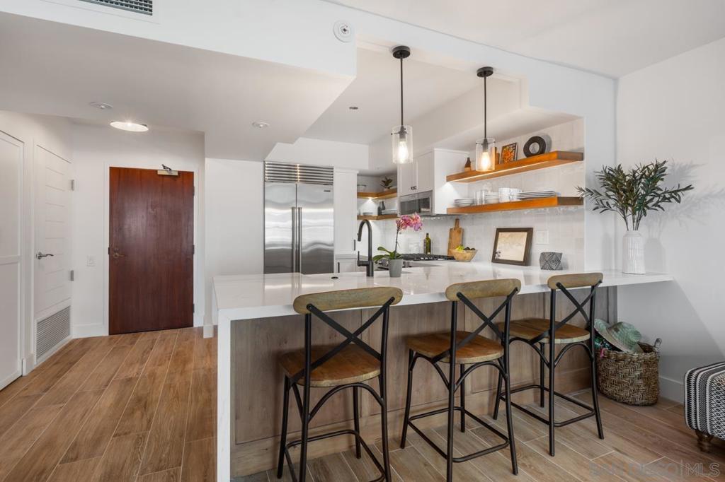500 Harbor Dr. - photo 6
