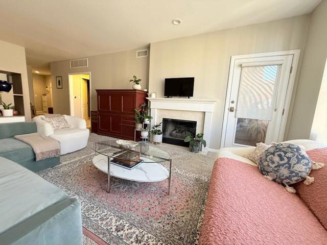 144 S 3rd Street, San Jose CA: https://media.crmls.org/mediaz/2c363334-5937-4d57-bb7a-95d3d4933f37.jpg