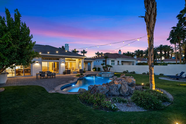 80030 Via Valerosa, La Quinta CA: https://media.crmls.org/mediaz/2c372152-84dc-4755-a773-38d749b46299.jpg