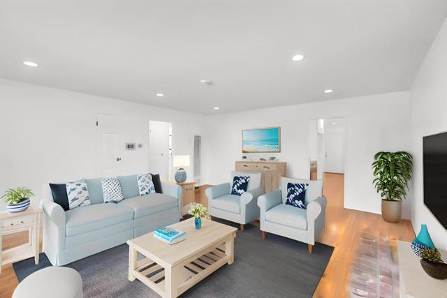 123 Surfside Avenue, Santa Cruz CA: https://media.crmls.org/mediaz/2c376342-4dfc-449a-a425-e33be7c92406.jpg