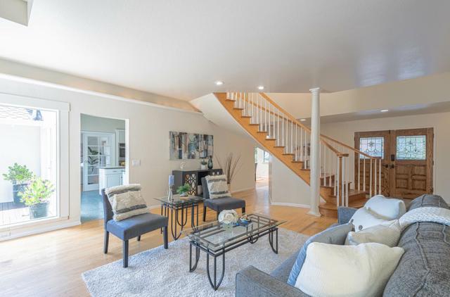 175 Tamarack Drive, Aptos CA: https://media.crmls.org/mediaz/2c37d2b0-c56a-4c5c-888c-6f040b67812a.jpg