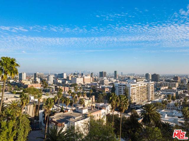 2063 Grace Avenue, Los Angeles CA: https://media.crmls.org/mediaz/2c390285-2399-40c8-b5ea-27f5a94c3ebc.jpg