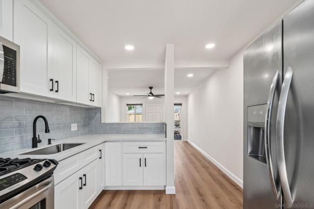 4440 42 Clairemont Dr, San Diego CA: https://media.crmls.org/mediaz/2c3a93e5-8f73-4035-845a-cbe86cc34319.jpg