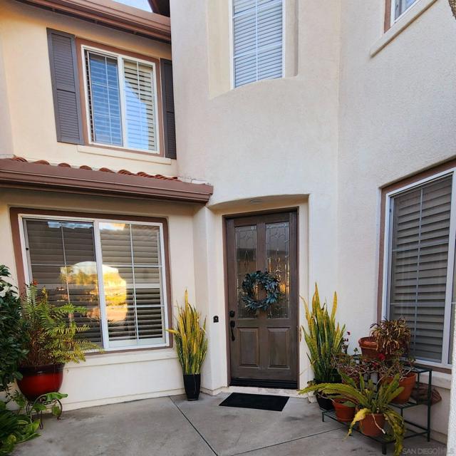 16624 Santa Mariana Ct, San Diego CA: https://media.crmls.org/mediaz/2c3ab934-7585-4590-87bb-37c1dd9fee0d.jpg