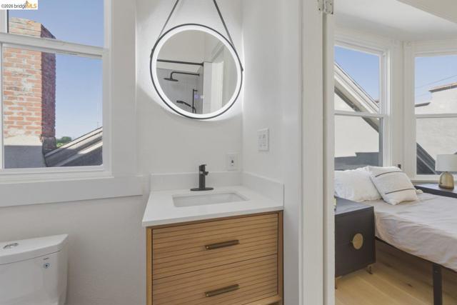 Image 16 of 55 For 523 25th St  