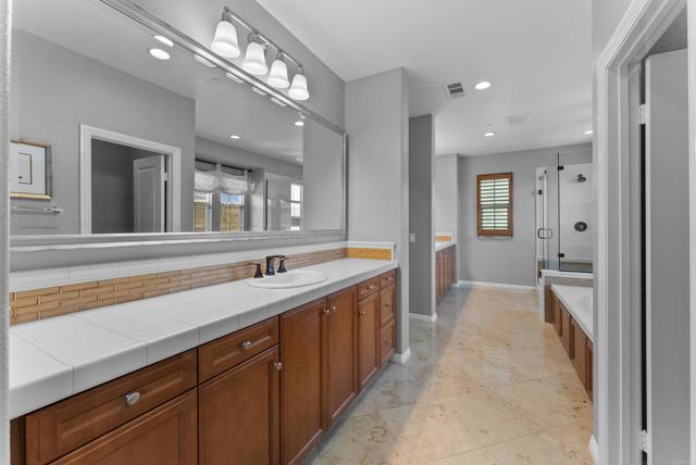 Detail Gallery Image 23 of 62 For 7090 Sitio Corazon, Carlsbad,  CA 92009 - 4 Beds | 3/1 Baths