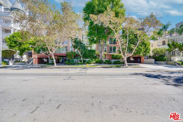 Image 3 for 532 N Rossmore Ave #402, Los Angeles, CA 90004