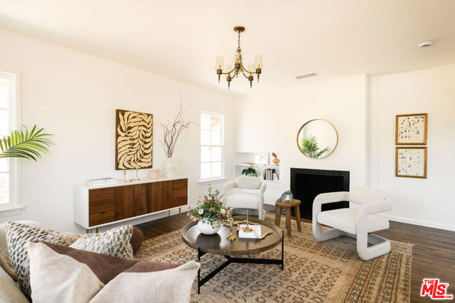 2426 W Avenue 30, Los Angeles CA: https://media.crmls.org/mediaz/2c3e003f-0db3-4d95-b60b-c2263c347965.jpg