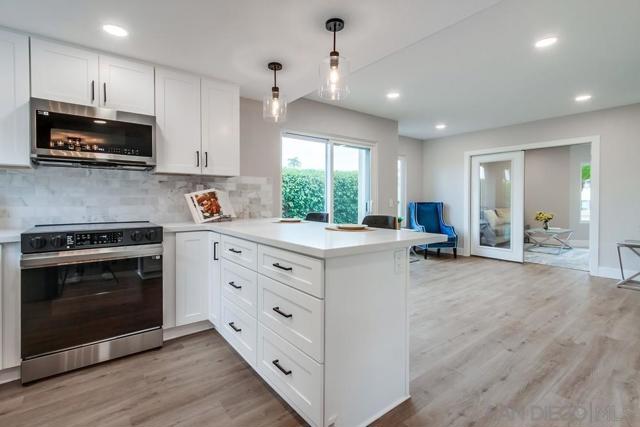 1278 Avenida Miguel, Encinitas CA: https://media.crmls.org/mediaz/2c3e3154-4d00-42d9-be28-fac6da56a2a9.jpg