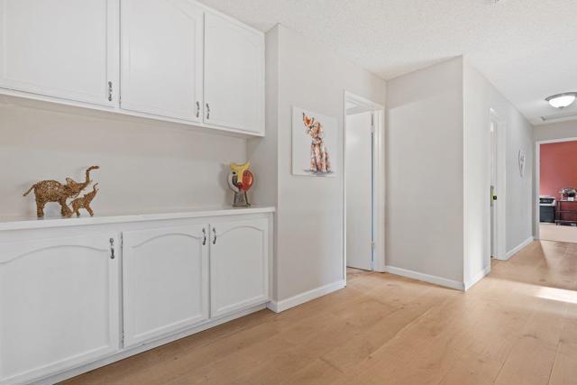 Image 22 of 48 For 895 Alcosta Drive