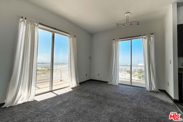 488 E Ocean Boulevard, Long Beach CA: https://media.crmls.org/mediaz/2c3f75de-0f08-42e9-aa43-000dcac8c23c.jpg