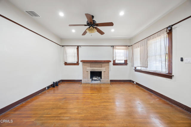 Detail Gallery Image 7 of 24 For 1607 N Avenue 54, Los Angeles,  CA 90042 - 4 Beds | 2 Baths