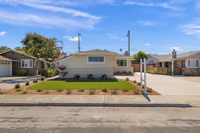 2206 San Antonio Place, Santa Clara CA: https://media.crmls.org/mediaz/2c41c112-751f-4474-8904-01ff06417cb2.jpg
