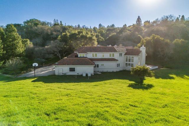 13206 Wright Way, Los Altos Hills CA: https://media.crmls.org/mediaz/2c425dfb-0554-47d7-94a4-80077a0fb2f9.jpg