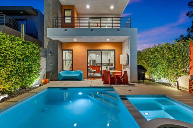 2691 Paragon Loop, Palm Springs CA: https://media.crmls.org/mediaz/2c429a5a-4aec-40e9-b9fe-f363eca0f34c.jpg