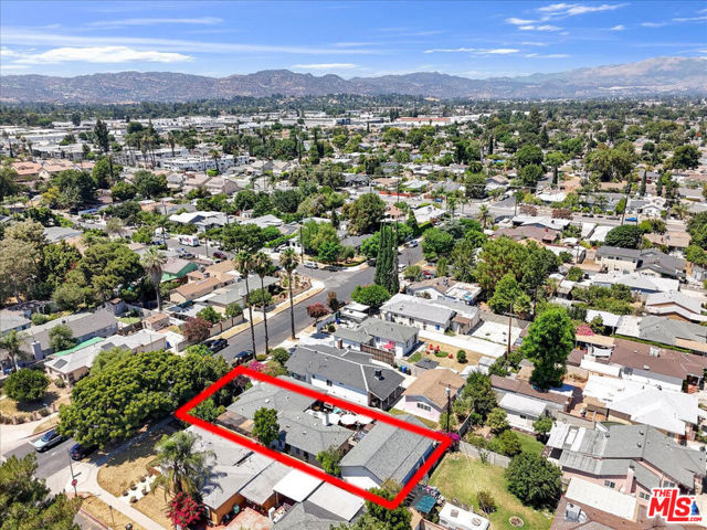 7506 Independenc Avenue, Canoga Park CA: https://media.crmls.org/mediaz/2c42c634-e7f5-4263-8a7b-64c04205eef0.jpg