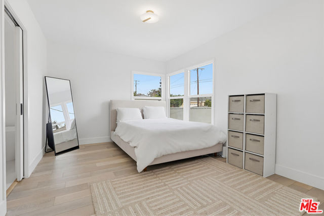 9402 S Van Ness Avenue, Los Angeles CA: https://media.crmls.org/mediaz/2c42ce7b-4c00-4a88-8153-1cbdbfff6af7.jpg